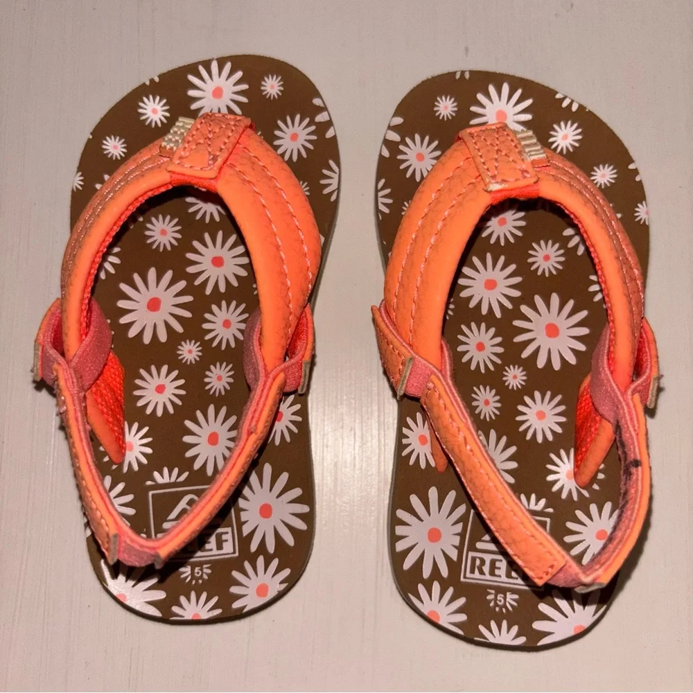 Reef‎ Toddler Little Ahi Sling Back Flip Flops Coral Tan White Flower Size 5